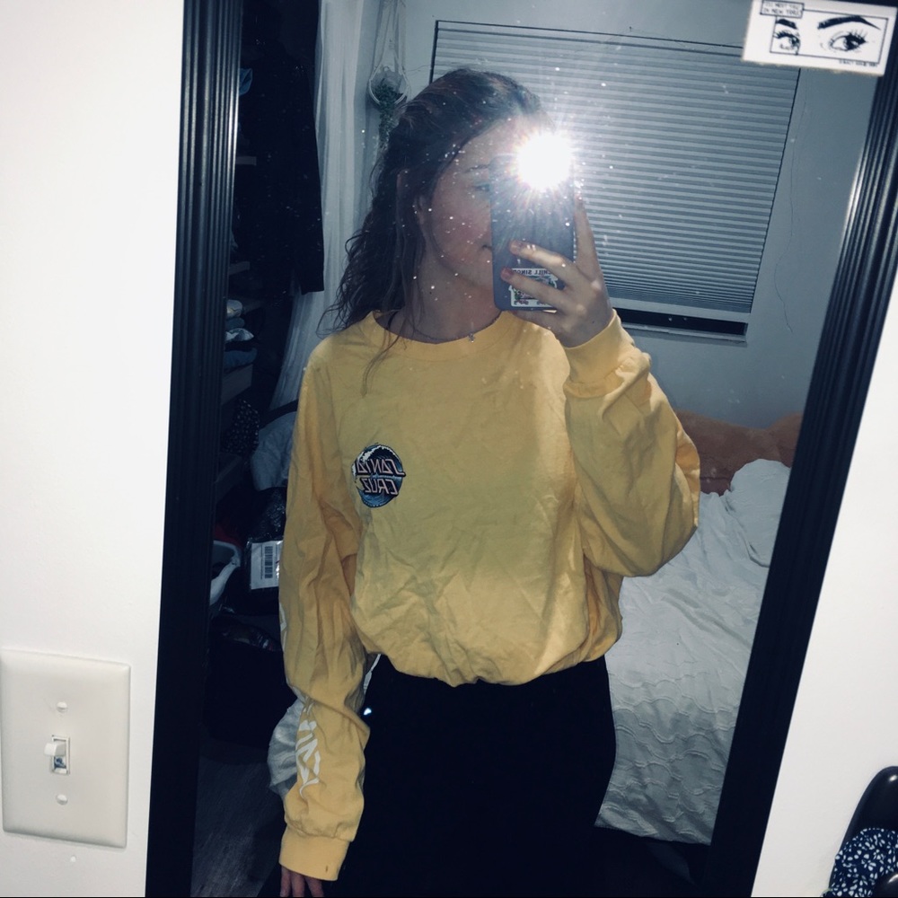 santa cruz long sleeve graphic wave tee 🦋